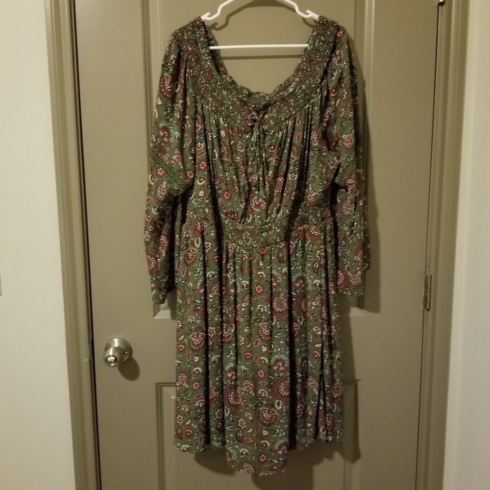 NWT Green Printed Torrid Dress